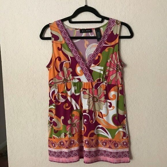 NWOT.AXCESS A LIZ CLAIBORNE top. Size Small. - Picture 3 of 6